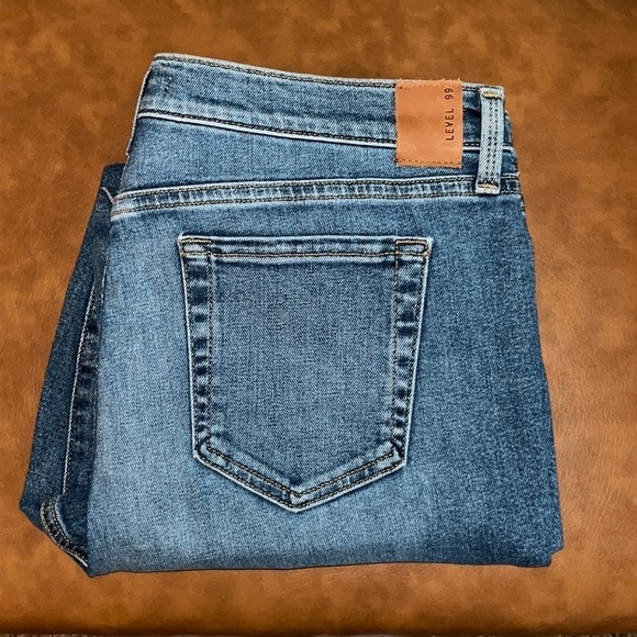 Level 99 Straight High Rise Size 14/32 - Picture 3 of 16